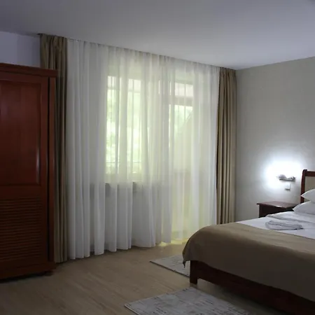 Hotel Nemira Slanic Moldova Exterior photo